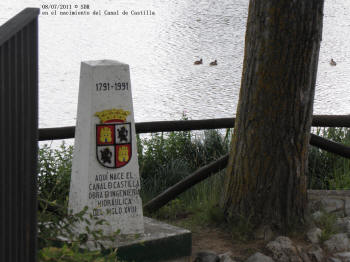P7088131.JPG (508346 bytes)