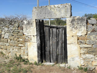 P9109744.JPG (649816 bytes)