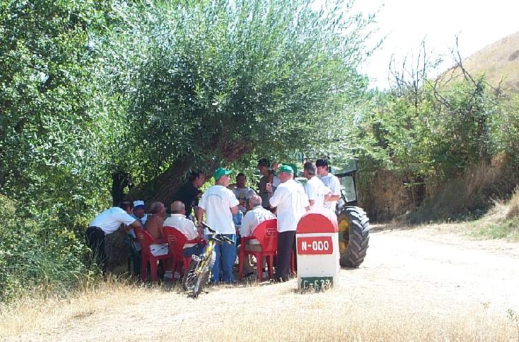 cumple_alberto.jpg (102920 bytes)