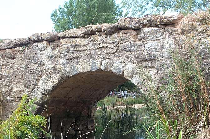 desde_el_puente_2.jpg (81280 bytes)
