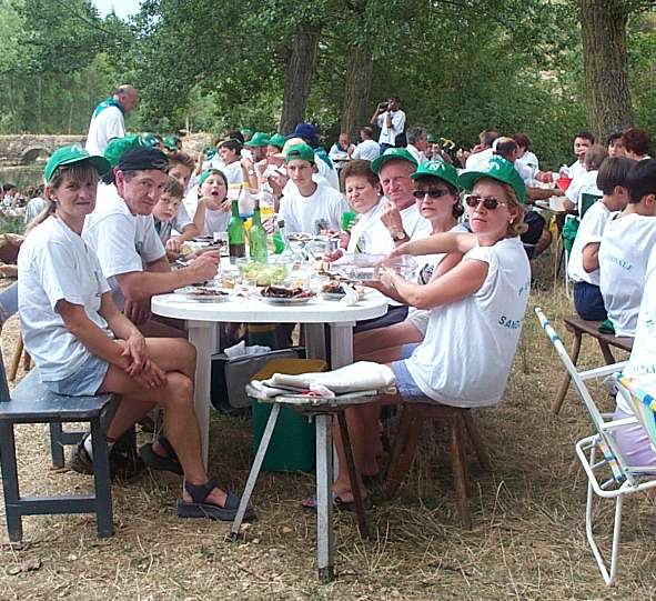 mesa_de_amonario.jpg (74673 bytes)