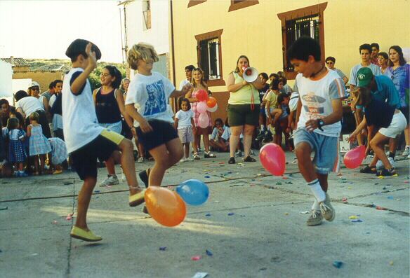 Niños del pueblo