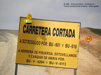 P3055251.JPG (538396 bytes)